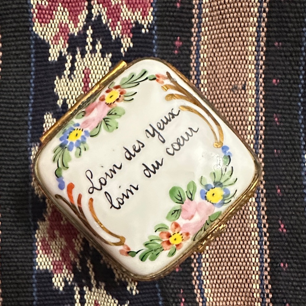 Antique Limoges Hand-Painted Porcelain Trinket Box with Floral Motif French